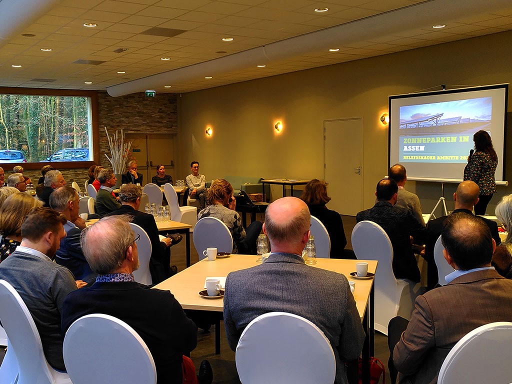 Inwoners betrekken bij de energietransitie: Emmen en Assen doen het zo