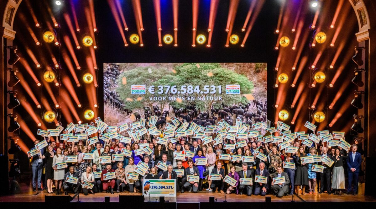 Jaargala Postcode Loterij: recordschenking goede doelen en extra miljoenen voor herstel van biodiversiteit