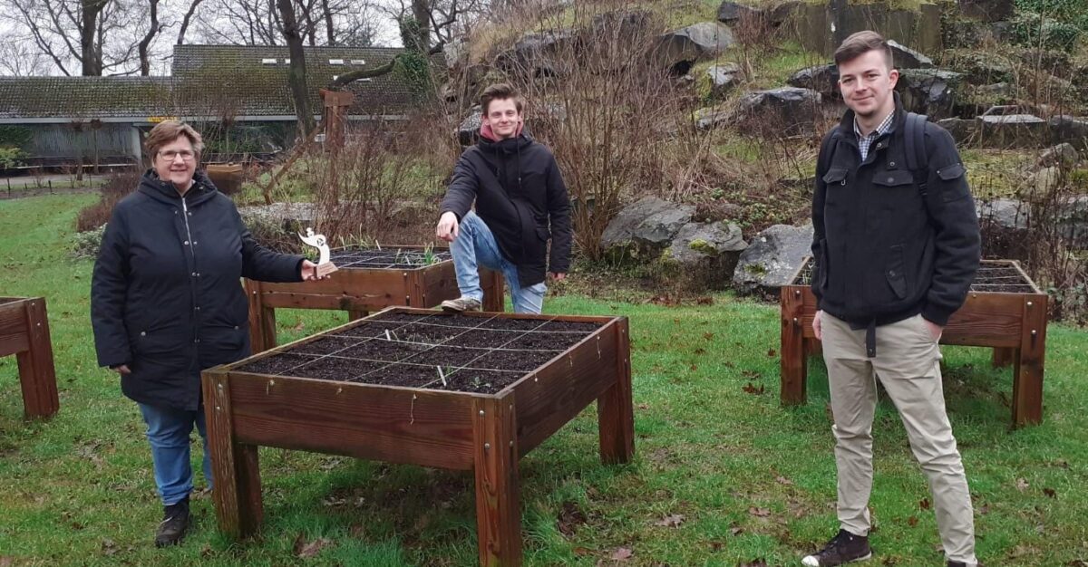 Groei Grond wint prijs voor het beste circulaire burgerinitiatief van Drenthe