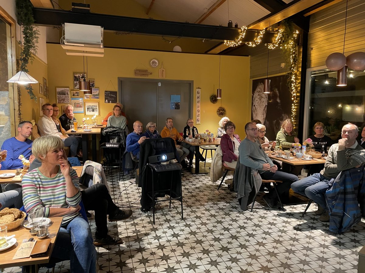 Aan tafel! Met 60 gasten dineren bij de boer